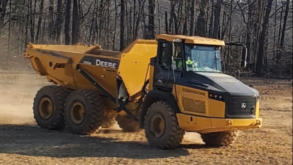 2020 Deere 260E thumbnail 2