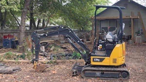 2021 Deere 17G thumbnail 5