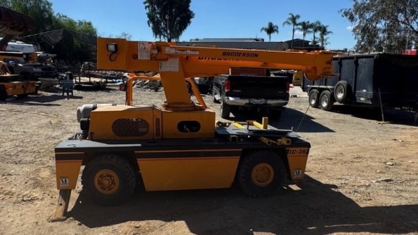 2009 Broderson IC-35-2D thumbnail 4