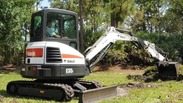 2025 Bobcat E35I thumbnail 4