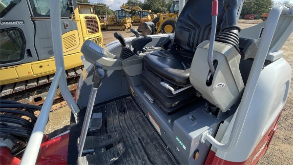 2021 Takeuchi TB230 thumbnail 5