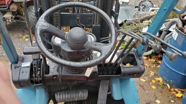 2000 Toyota 42-6FGCU30 thumbnail 4