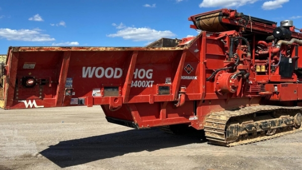 2024 Morbark 3400XT - Horizontal Grinder image 1