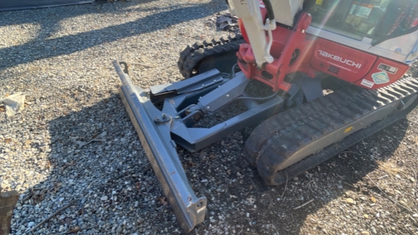 2020 Takeuchi TB235-2 thumbnail 7