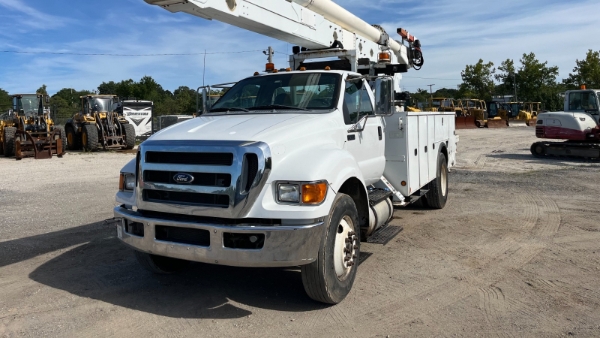2013 Ford F750  thumbnail 5