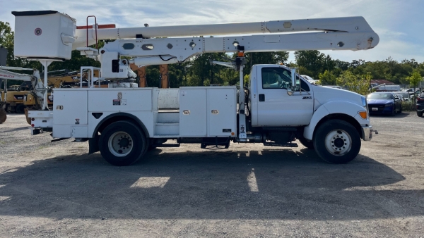 2013 Ford F750  thumbnail 2