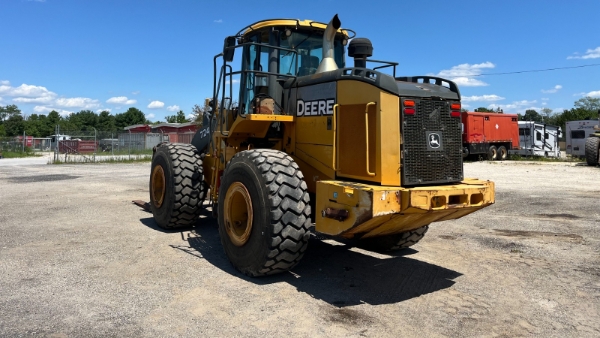 2016 Deere 724K thumbnail 4