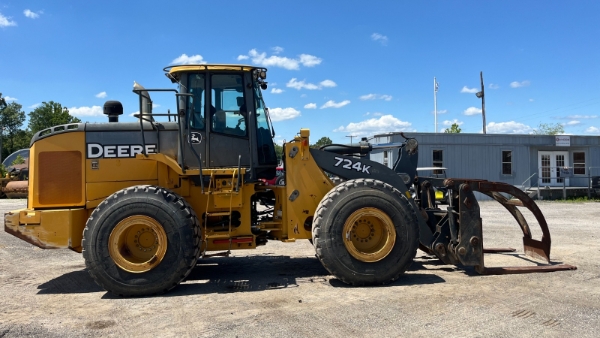 2016 Deere 724K thumbnail 2