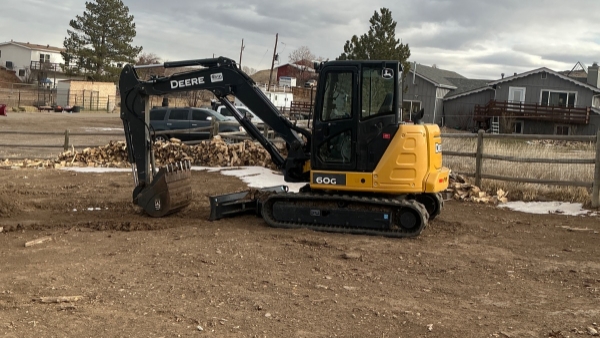 2018 Deere 60G thumbnail 7