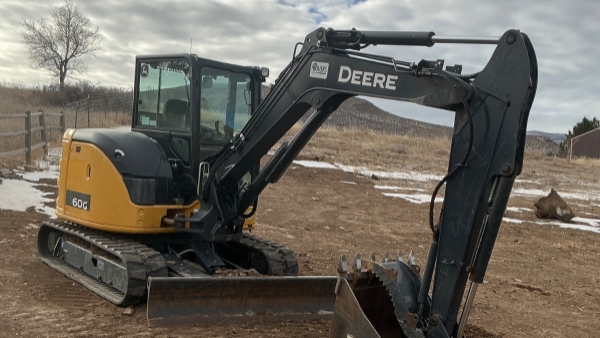 2018 Deere 60G thumbnail 4