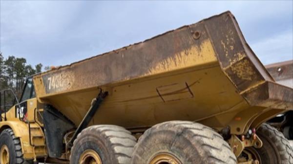 2015 Caterpillar 745C thumbnail 4