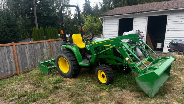 2021 Deere 3025E thumbnail 3