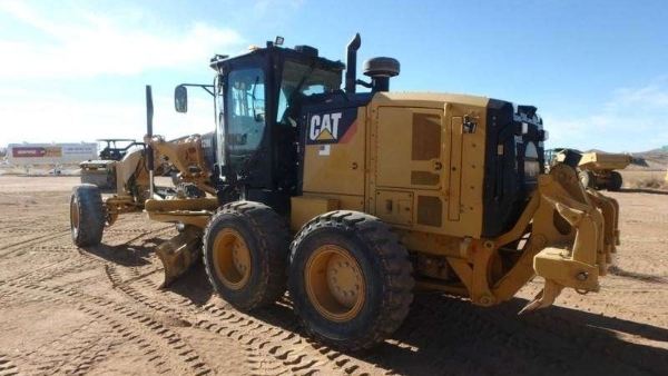 2017 Caterpillar 12M3 AWD thumbnail 3