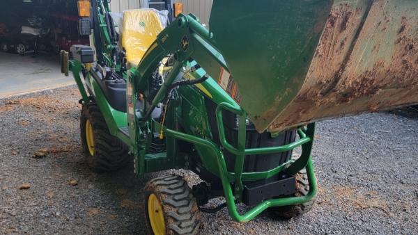 2024 Deere 1025R thumbnail 7