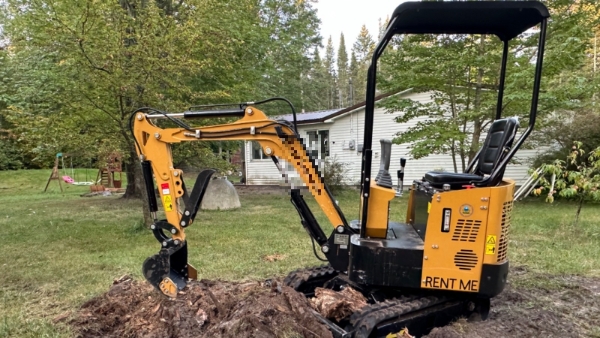 2024 AGT H12R - Mini Excavator image 1