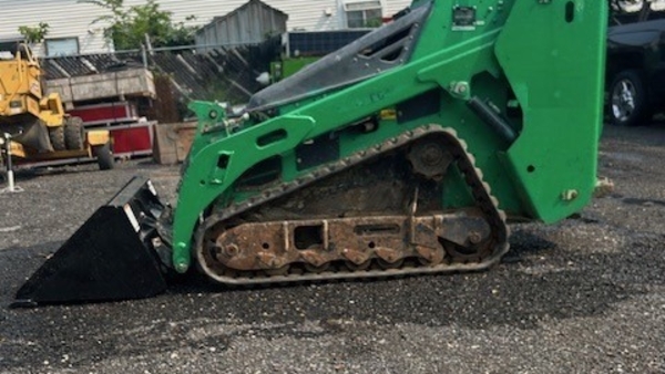 2017 Bobcat MT85 thumbnail 5