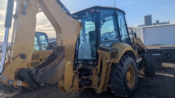 2023 Caterpillar 420 XE thumbnail 4