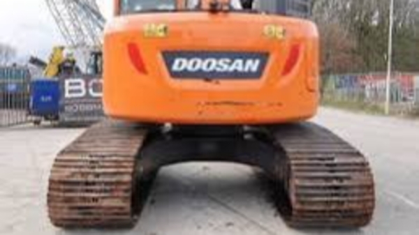 2016 Doosan DX235LCR thumbnail 3