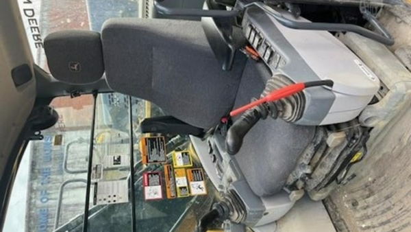 2023 Deere 300 P TIER thumbnail 7