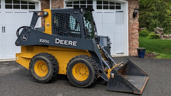 2019 Deere 320G thumbnail 2