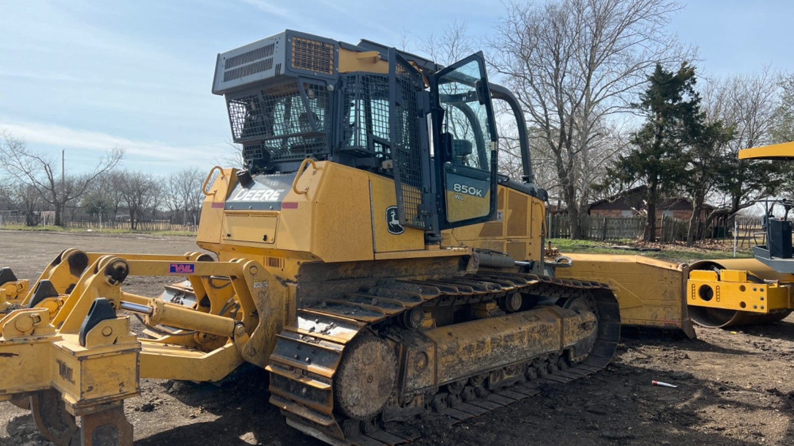 Rent this 2016 Dozer John Deere 850K located in Royse City, TX
