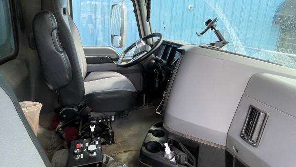2021 Mack Granite 64FR thumbnail 3