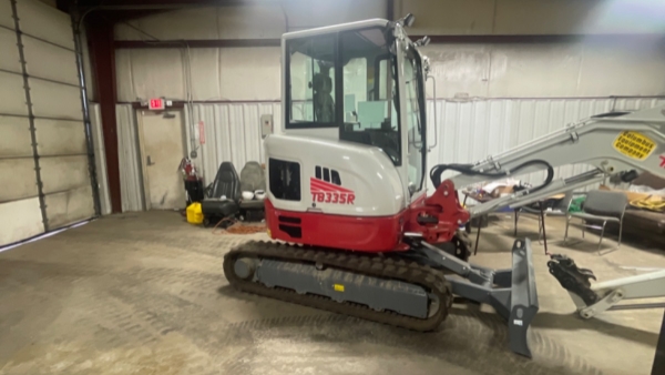 2024 Takeuchi TB335R thumbnail 3