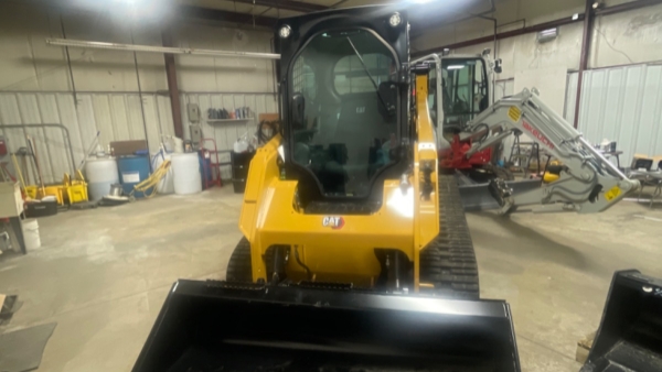 2024 Caterpillar 259D3 - Skid Steer image 1