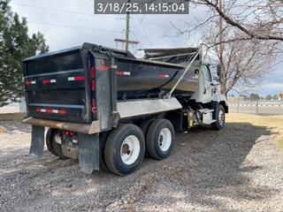 2016 Freightliner 114SD thumbnail 3