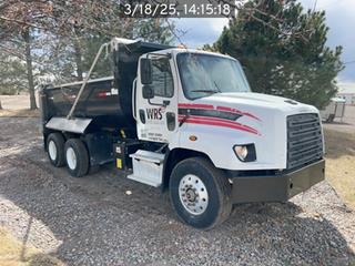 2016 Freightliner 114SD thumbnail 8