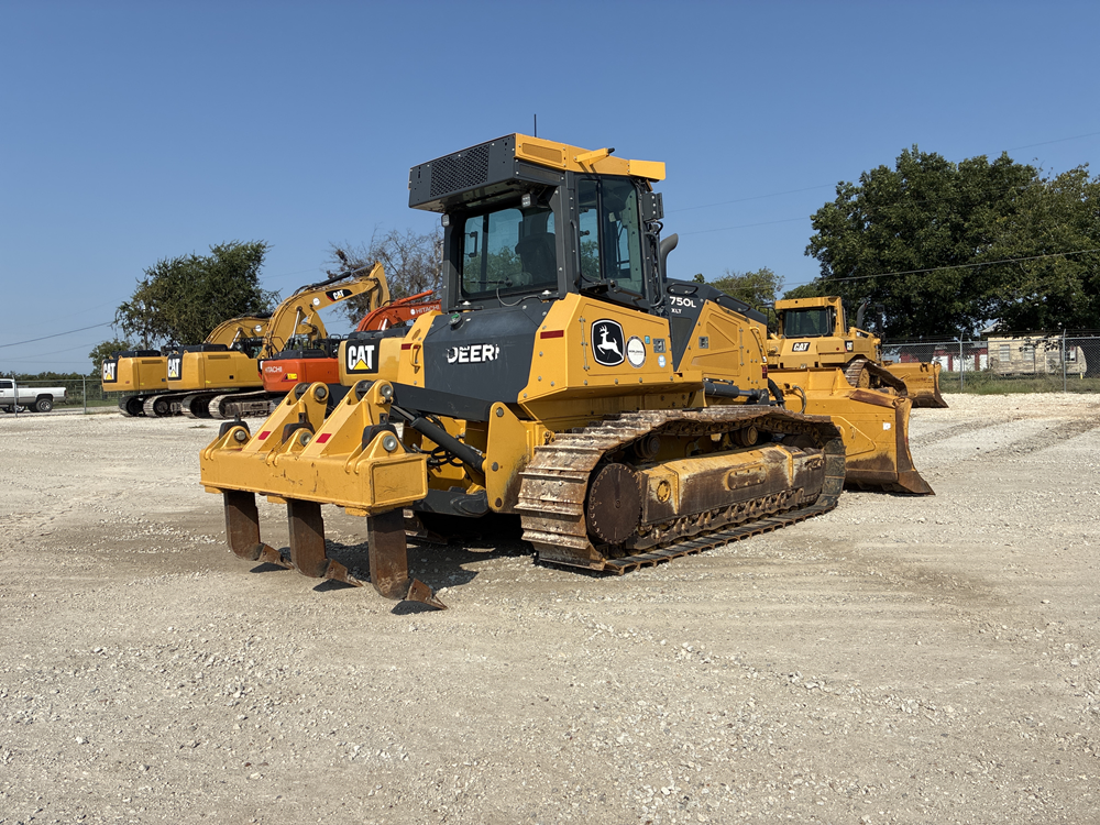 2021 Deere 750L thumbnail 2