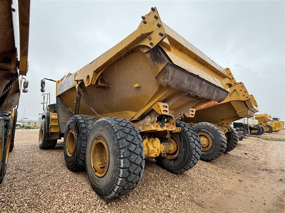 2018 Deere 310E thumbnail 4