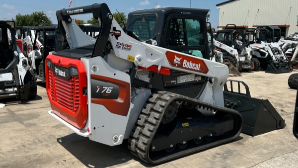 2024 Bobcat T76 thumbnail 2