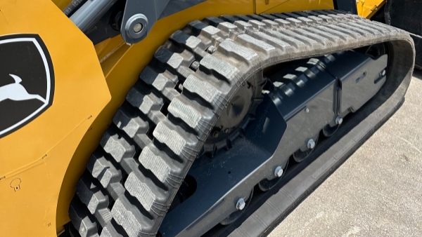 2024 Deere 317G thumbnail 2