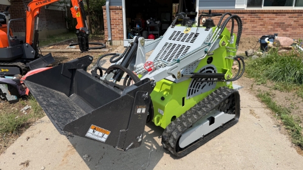 2025 ATS  T460 - Skid Steer image 1