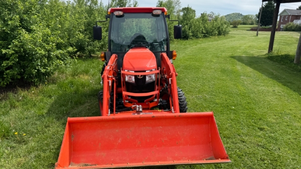 2023 Kubota L3560D thumbnail 4