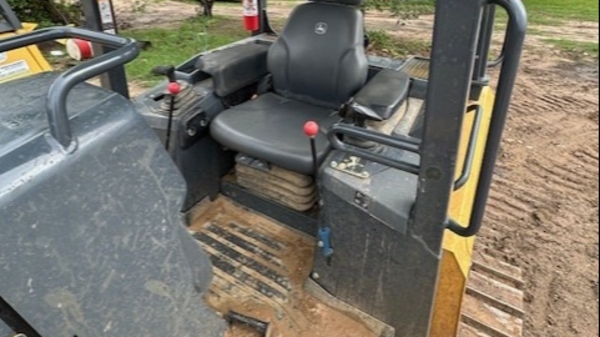 2021 Deere 650K LGP thumbnail 3