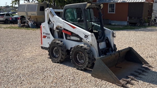 2018 Bobcat S570 - Image 1