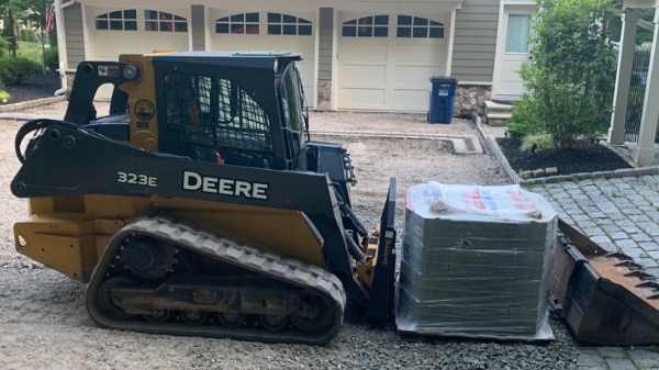 2017 Deere 323E thumbnail 5