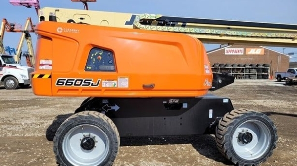 2022 JLG 660SJ thumbnail 3