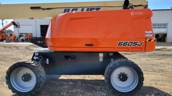 2024 JLG 660SJ thumbnail 2
