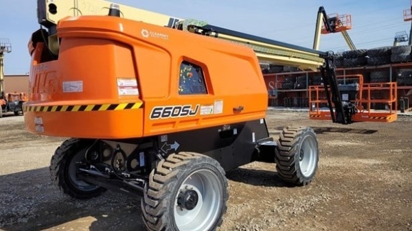 2024 JLG 660SJ thumbnail 3