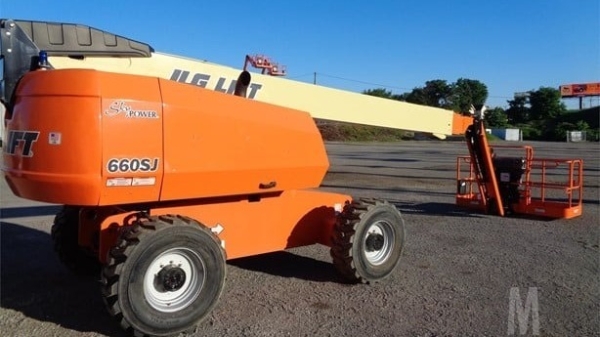 2025 JLG 660SJ thumbnail 3