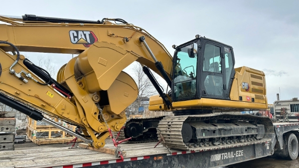 2022 Caterpillar 320GC - Image 1