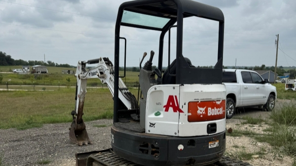 2017 Bobcat E26 thumbnail 2