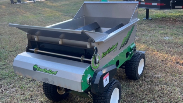 2024 Multispread 410SP - Top Dresser image 1