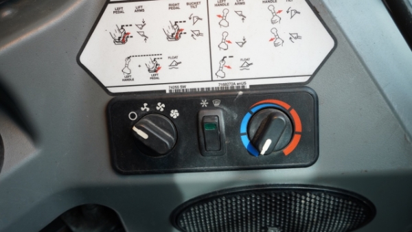 2018 Bobcat S650 thumbnail 7