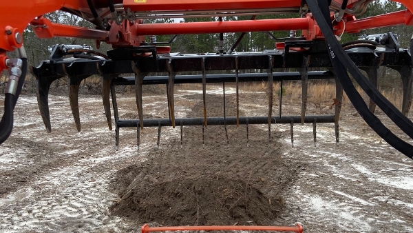 2013 Kubota L4600 thumbnail 6