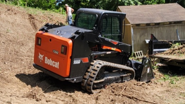 2017 Bobcat T550 thumbnail 2
