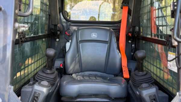 2023 Deere 317G thumbnail 7